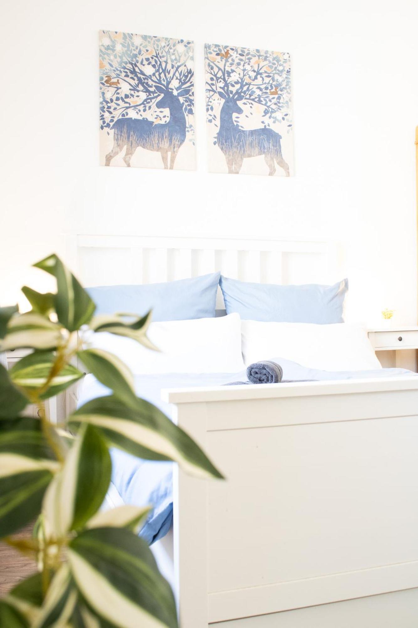 Apartment Wiesbaden Mitte, Zentral Am Park, Congresscenter 5 Min, Bahnhof 10Min Bagian luar foto