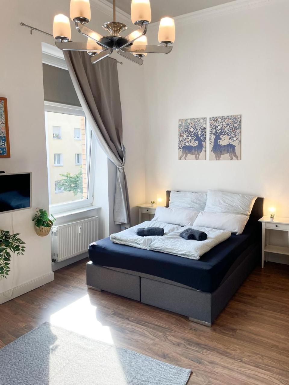 Apartment Wiesbaden Mitte, Zentral Am Park, Congresscenter 5 Min, Bahnhof 10Min Bagian luar foto
